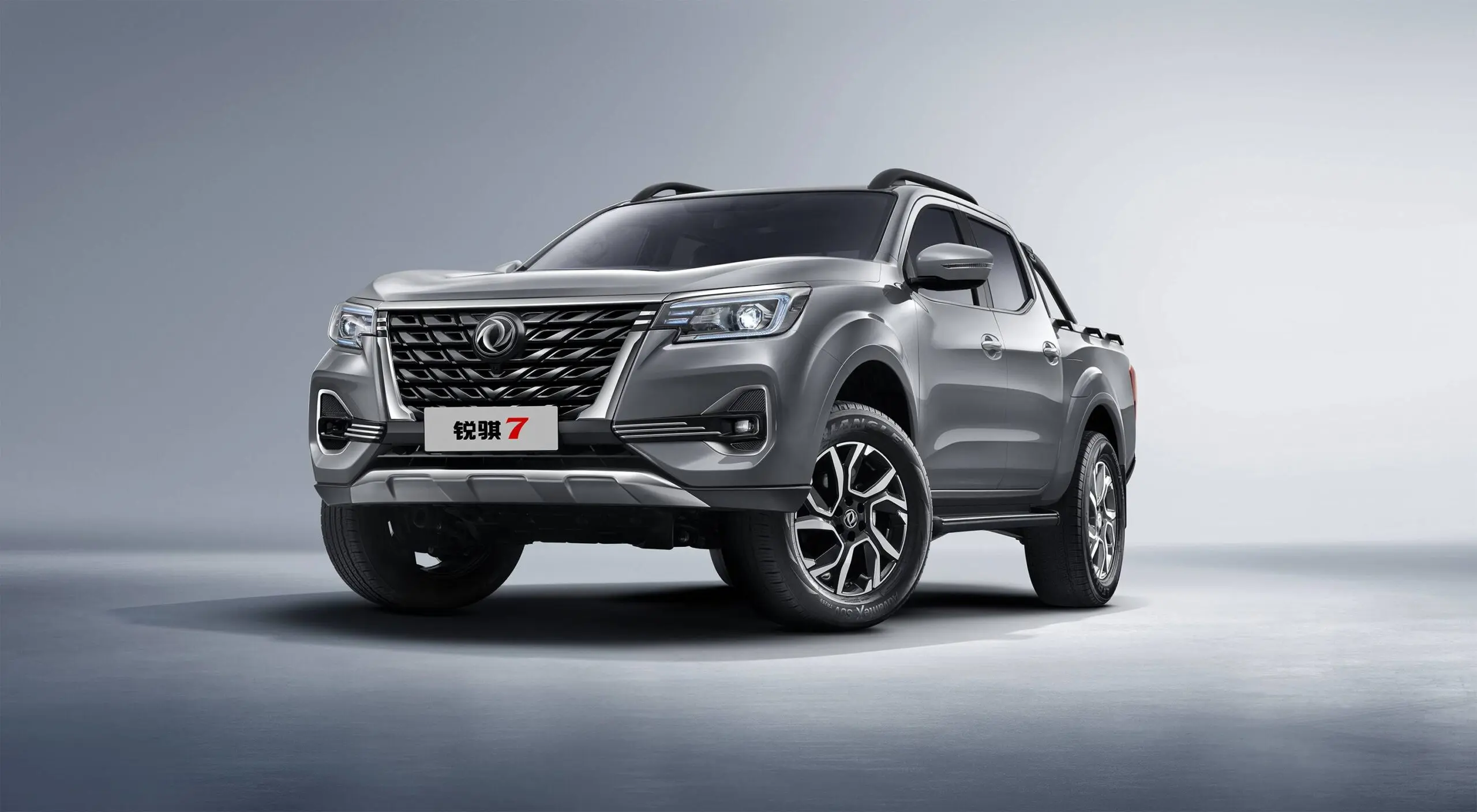 dongfeng-rich-7-i-pickup-4dr-2025-front