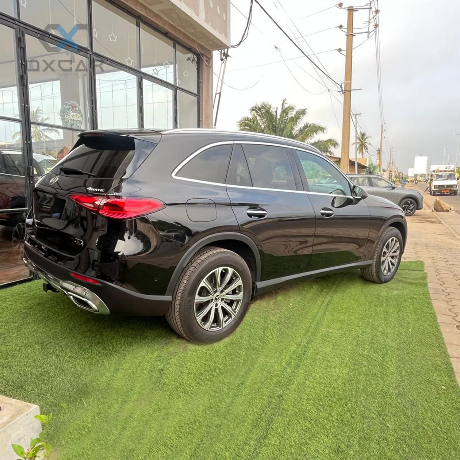 Mercedes glc300 vue arri2.webp à vendre à Cotonou - OXCAR