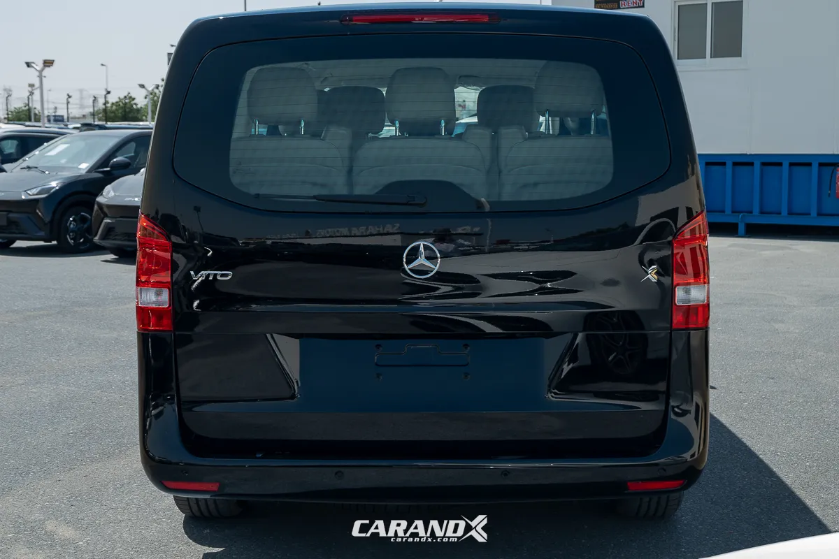 Mercedes vito business edition 2 ol petrol 2024 be black 48 à vendre à Cotonou - OXCAR