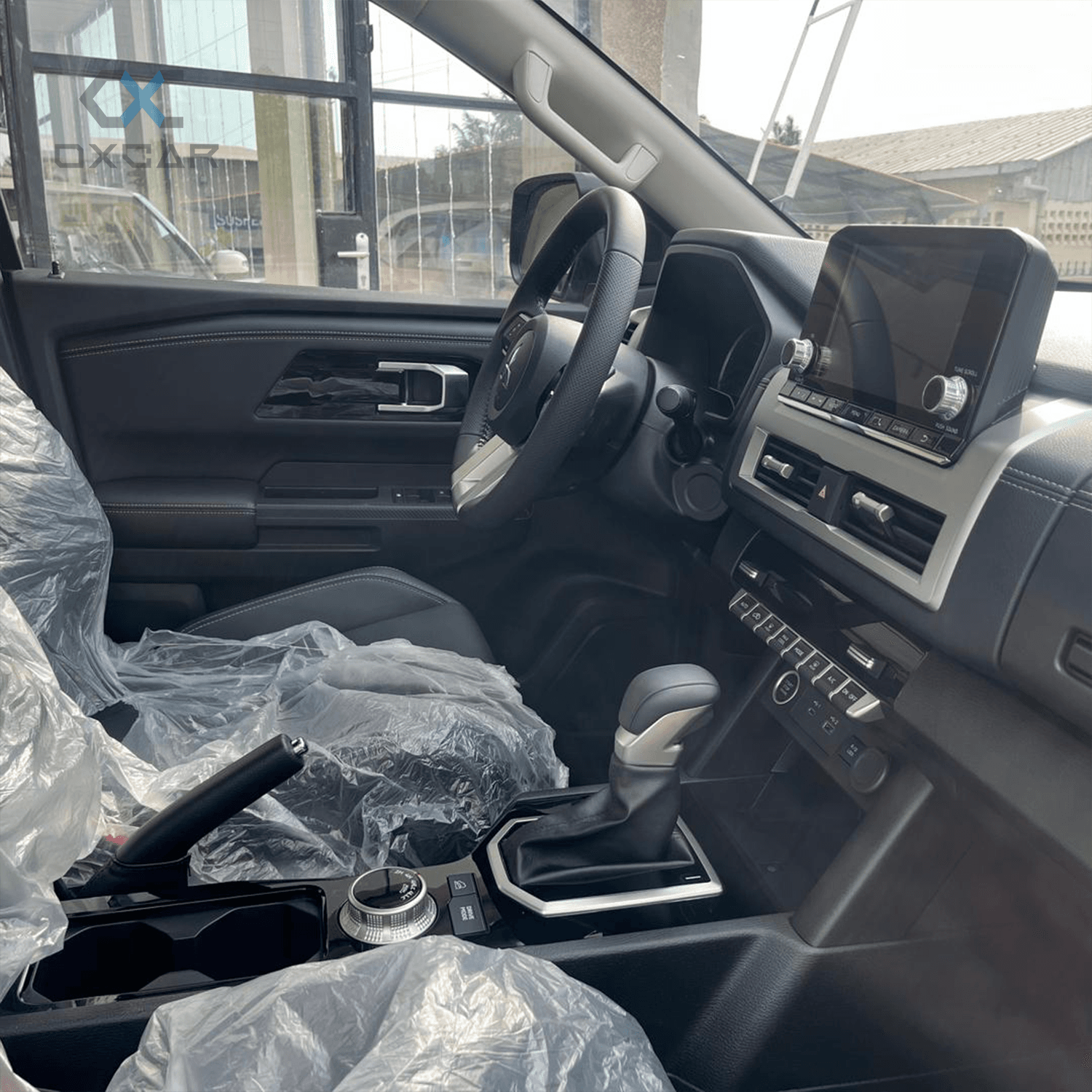 Mitsubishi l200 inter siege avant.webp à vendre à Cotonou - OXCAR