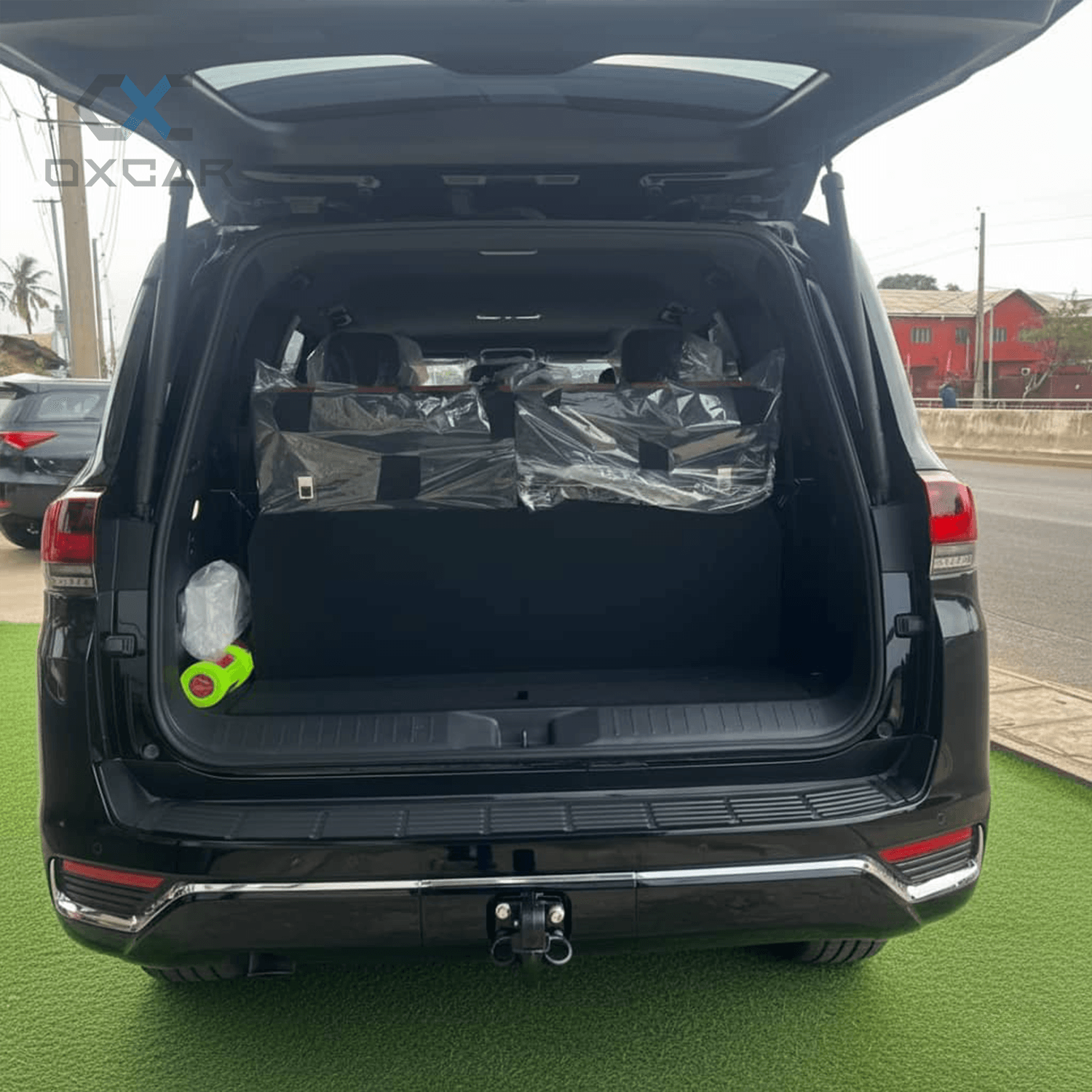 Toyota lc300 vue arrier.webp à vendre à Cotonou - OXCAR
